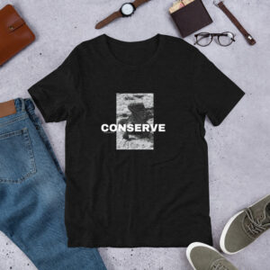 conserve – iguana t-shirt